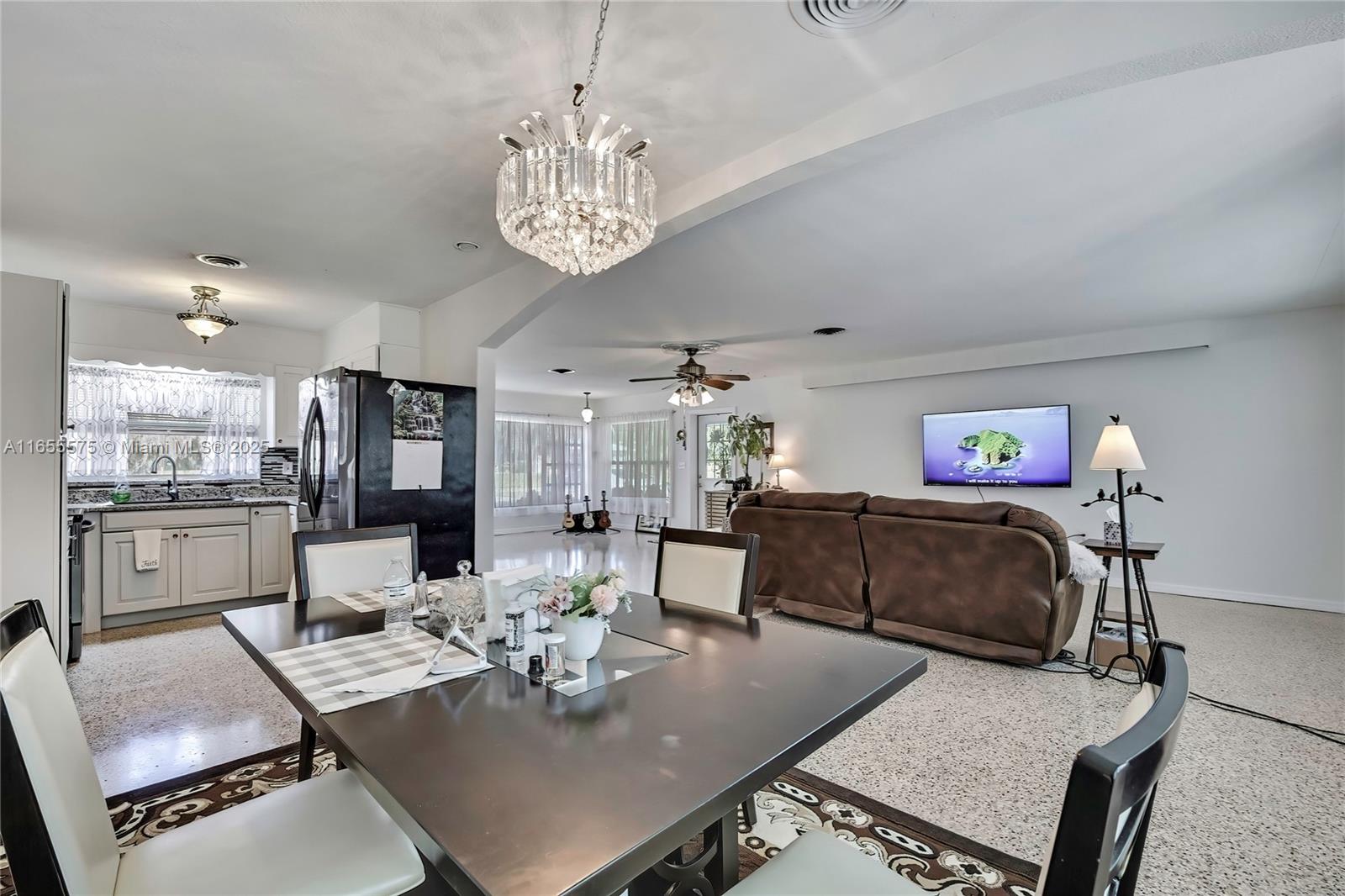 Paradise Country Club - Residential