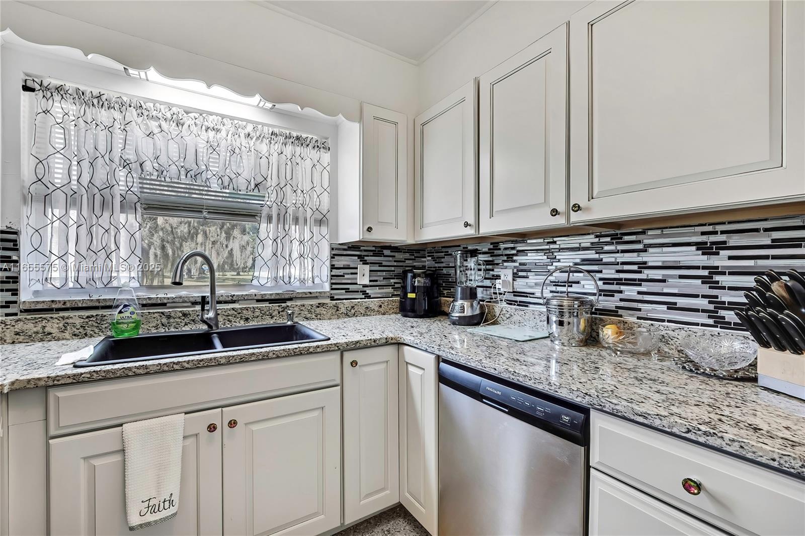 Paradise Country Club - Residential