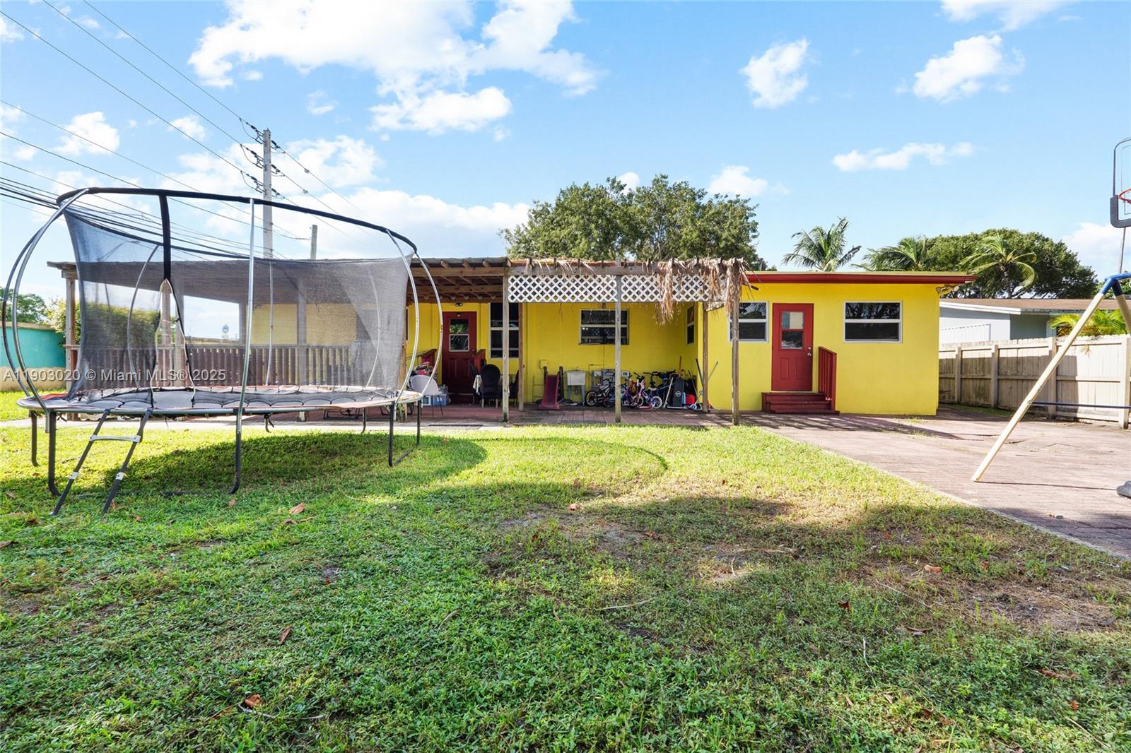 PICKWICK LAKE ESTATES SEC - Residential