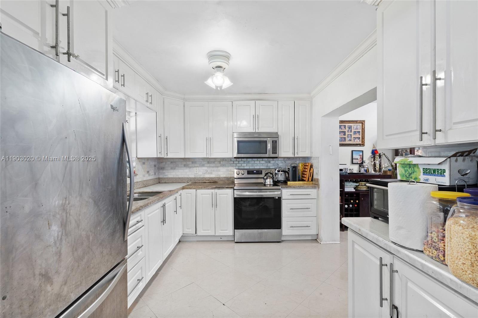 PICKWICK LAKE ESTATES SEC - Residential