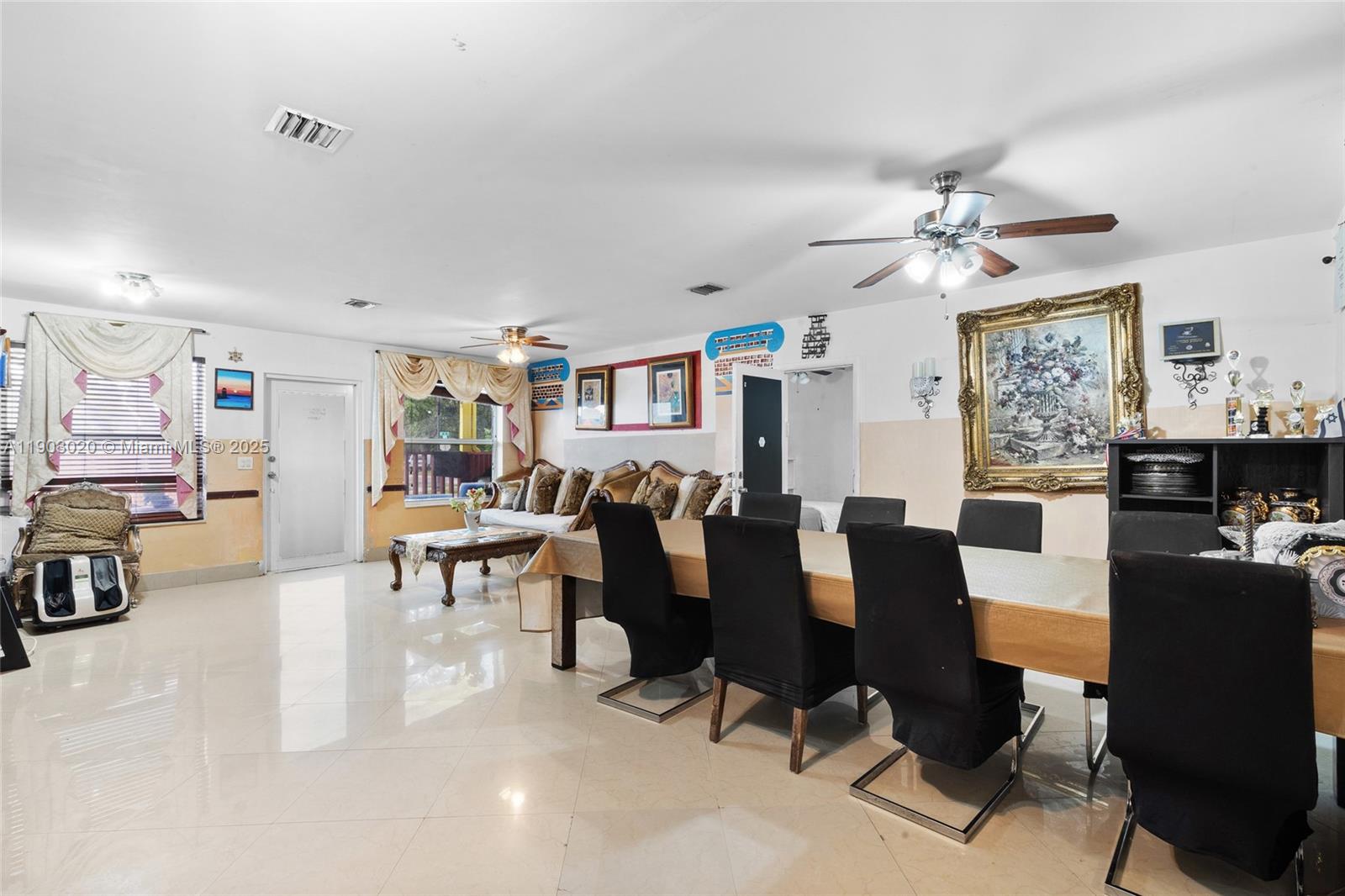 PICKWICK LAKE ESTATES SEC - Residential