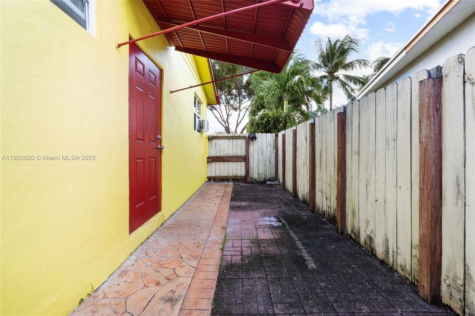 PICKWICK LAKE ESTATES SEC - Residential