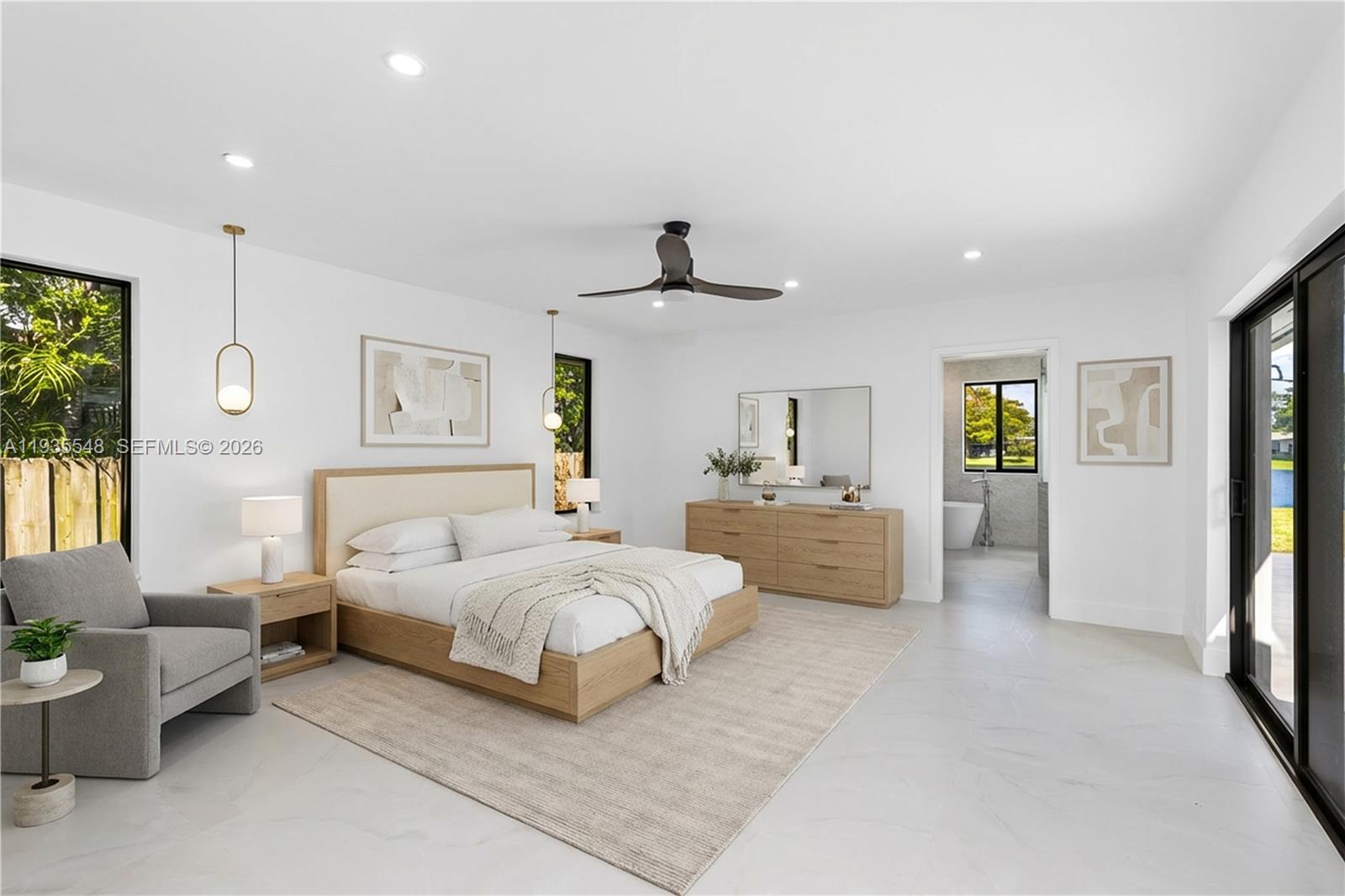 GREYKNOLL GOLF ESTS - Residential