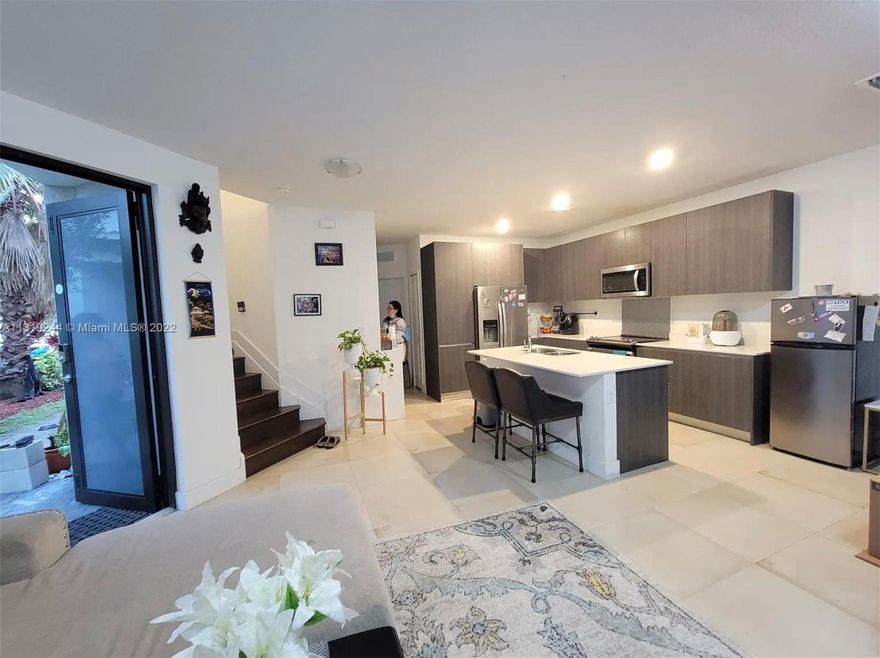 Bright and Beautiful corner townhouse built new in 2018, located close to FIU and major highways. Make this contemporary style home featuring stainless steel appliances, brand new finishes, two balconies, impact windows, and ample (4+) parking yours as soon as January 7th.