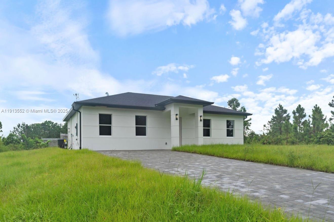 Lehigh Acres - Residential Lease