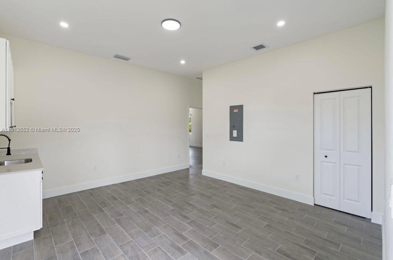 Lehigh Acres - Residential Lease