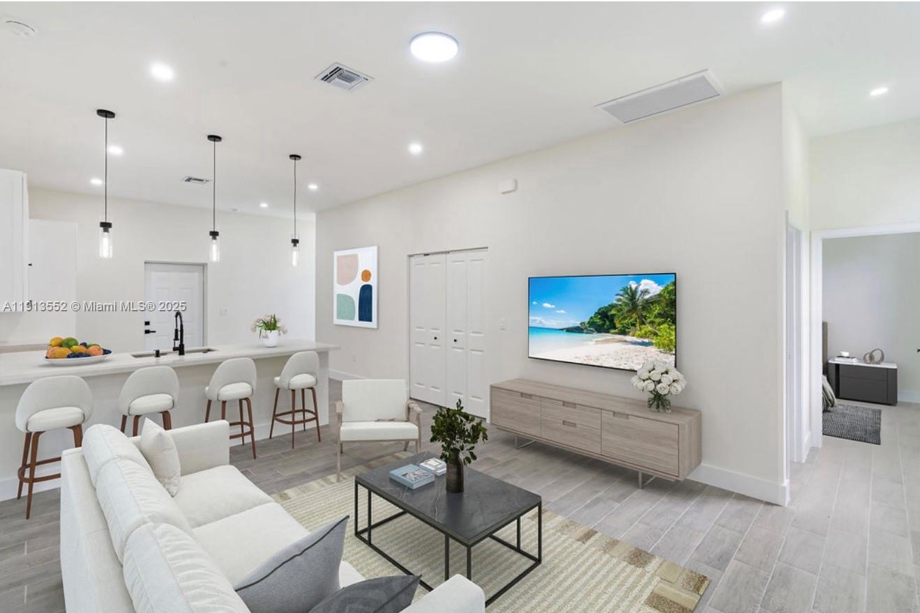 Lehigh Acres - Residential Lease