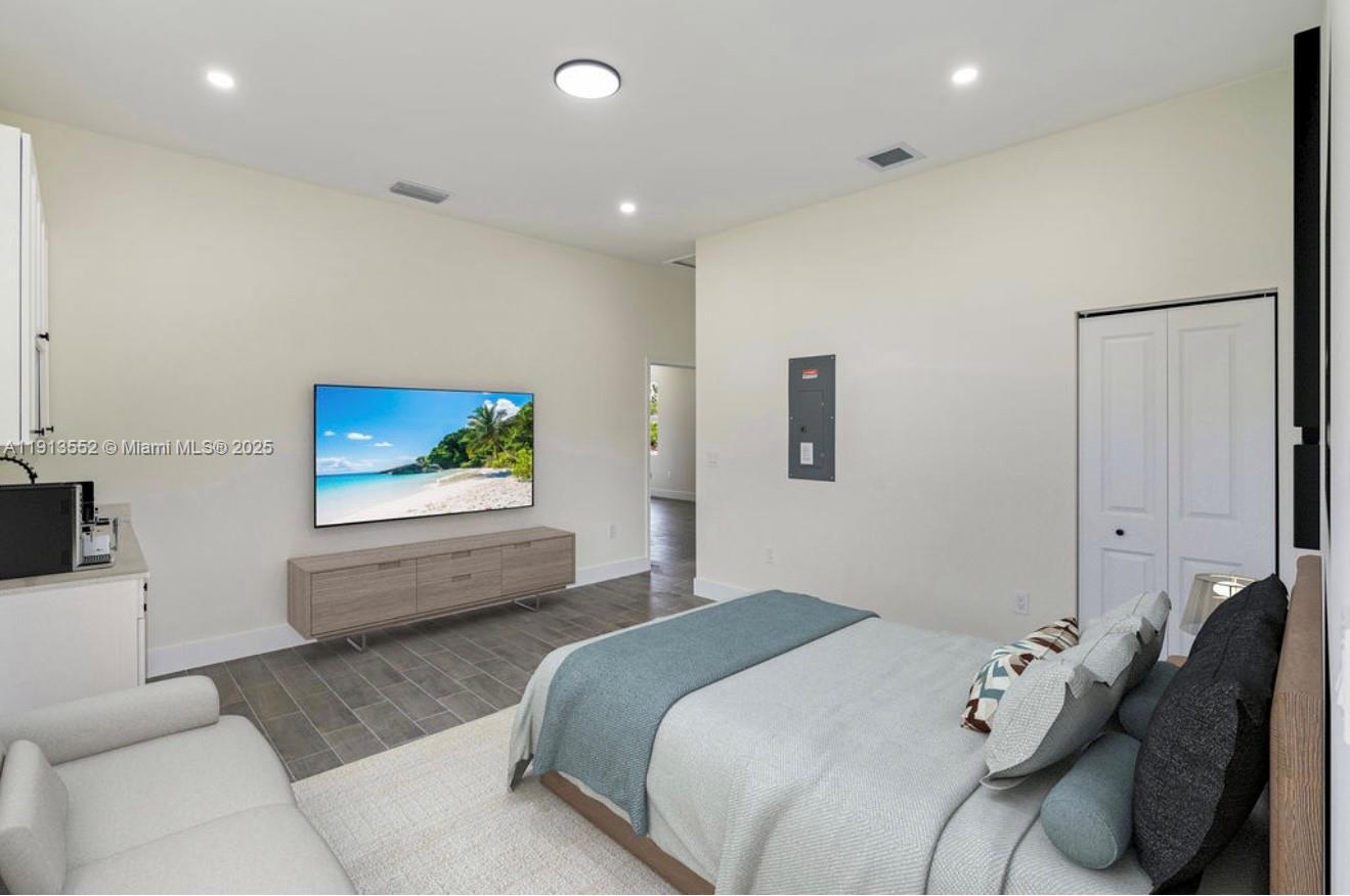 Lehigh Acres - Residential Lease
