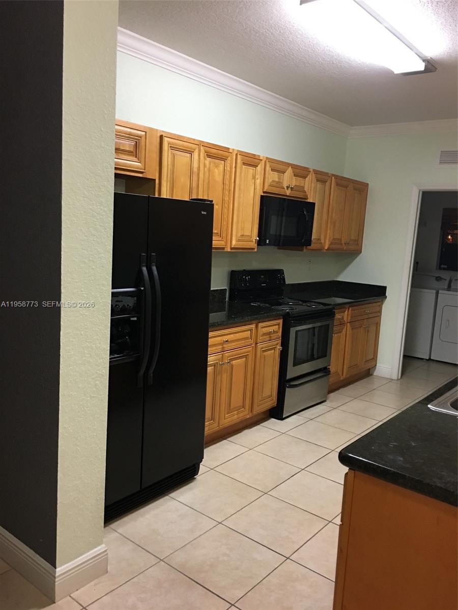 HILDAS ESTATES - Residential Lease