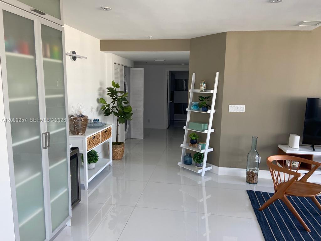 KEY COLONY NO 2 CONDO - Residential Lease