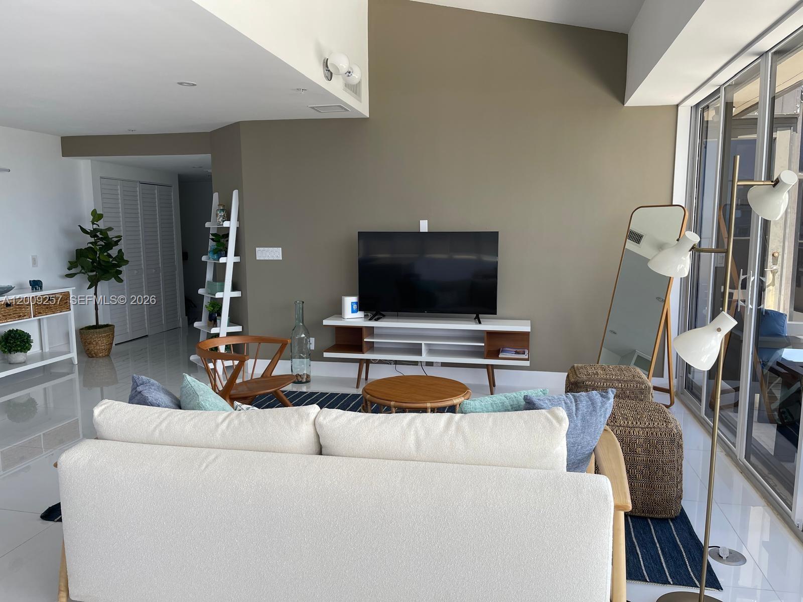 KEY COLONY NO 2 CONDO - Residential Lease