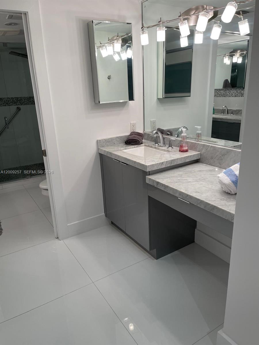 KEY COLONY NO 2 CONDO - Residential Lease
