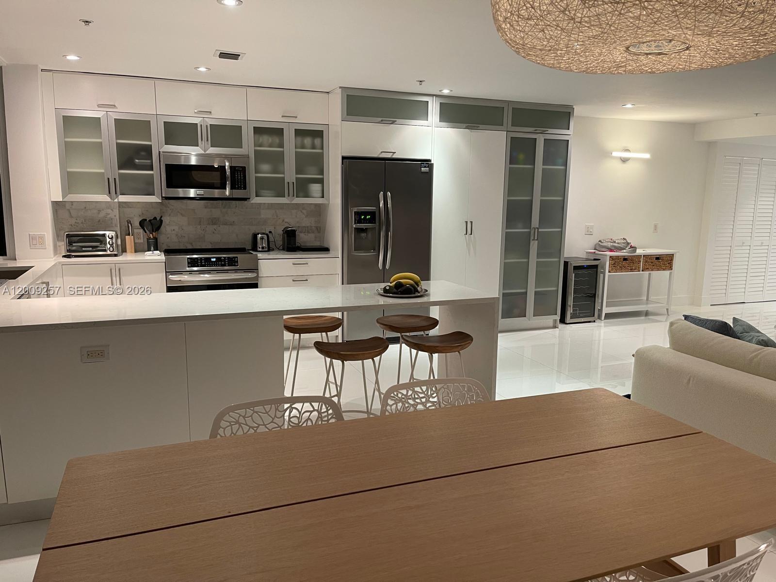 KEY COLONY NO 2 CONDO - Residential Lease