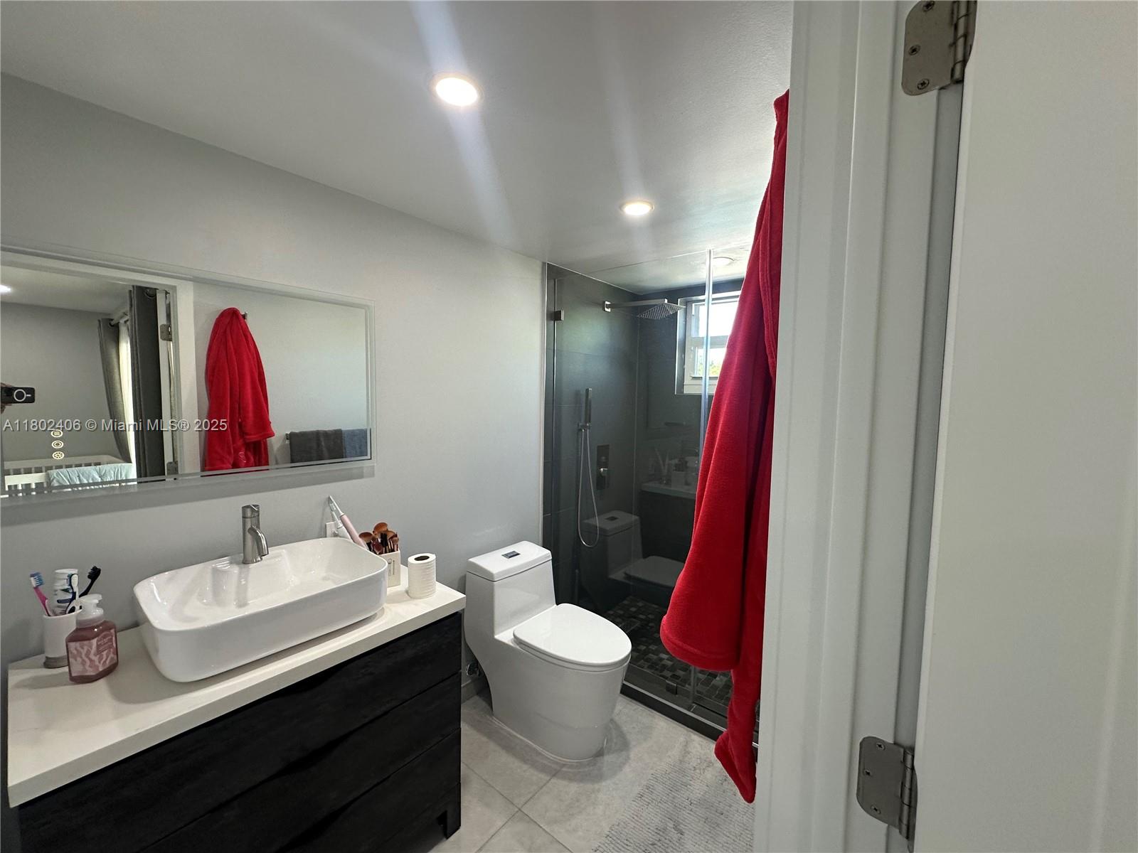 KENDALE LK TOWNHOUSE COND - Residential