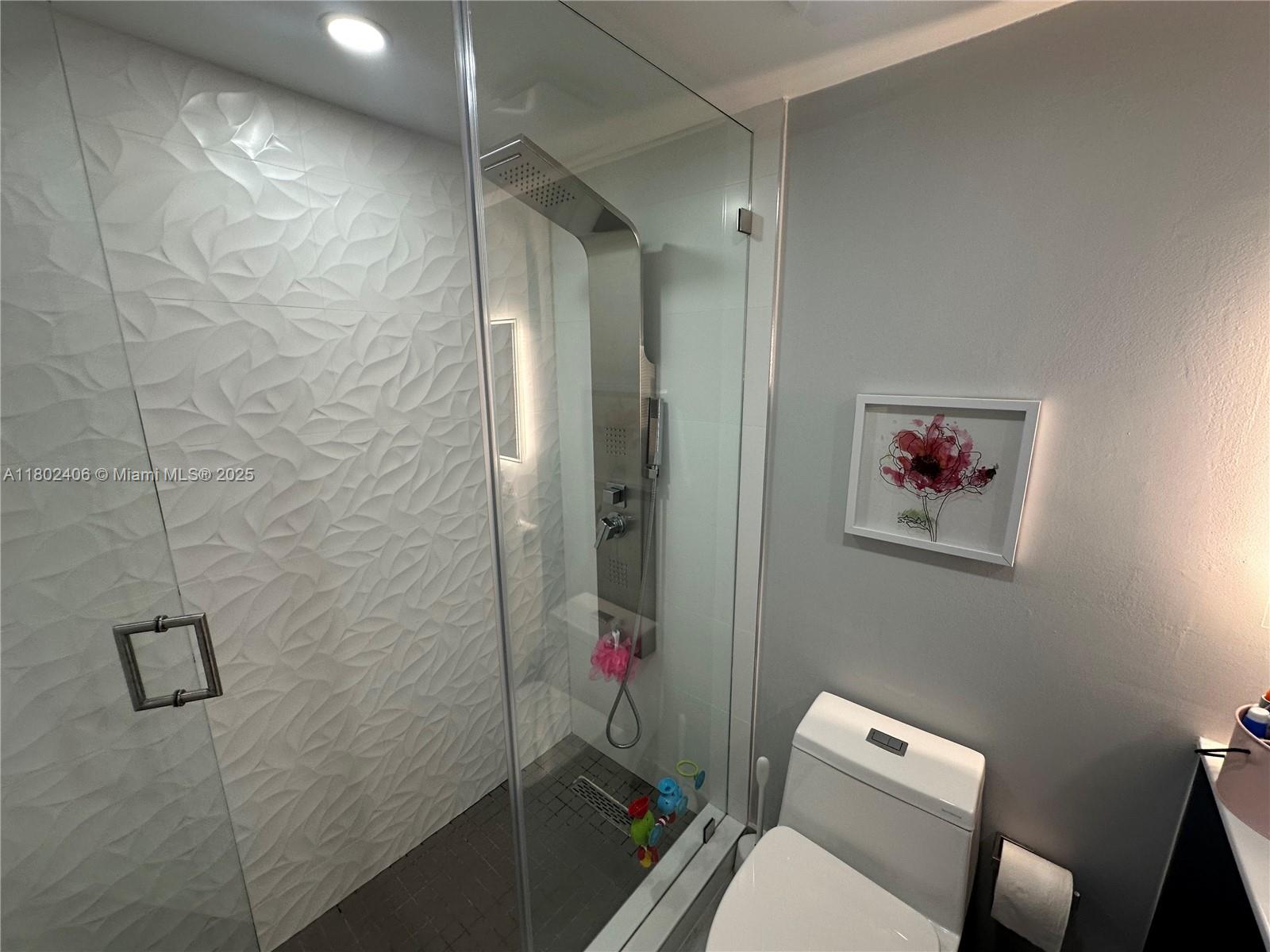 KENDALE LK TOWNHOUSE COND - Residential