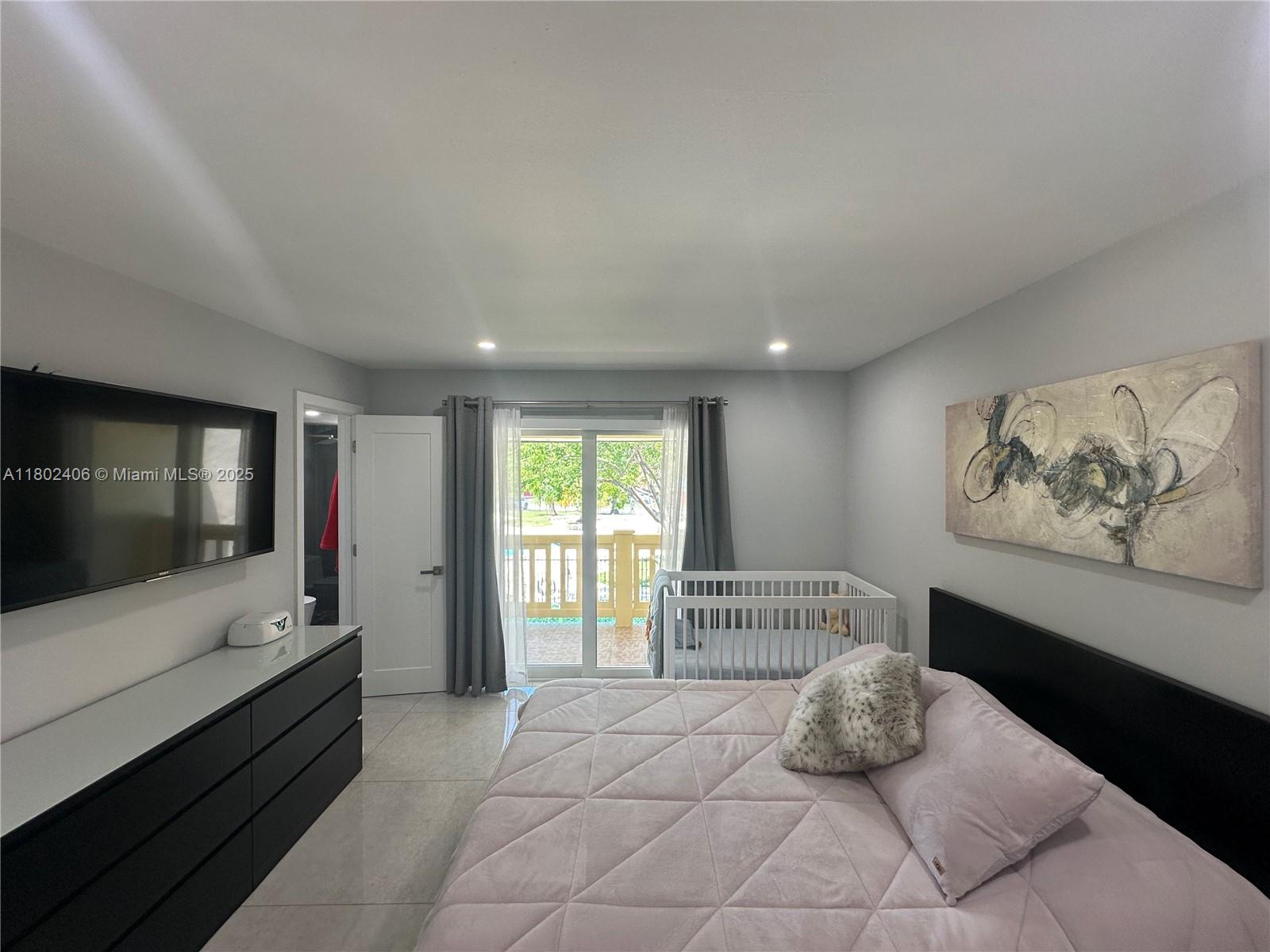 KENDALE LK TOWNHOUSE COND - Residential