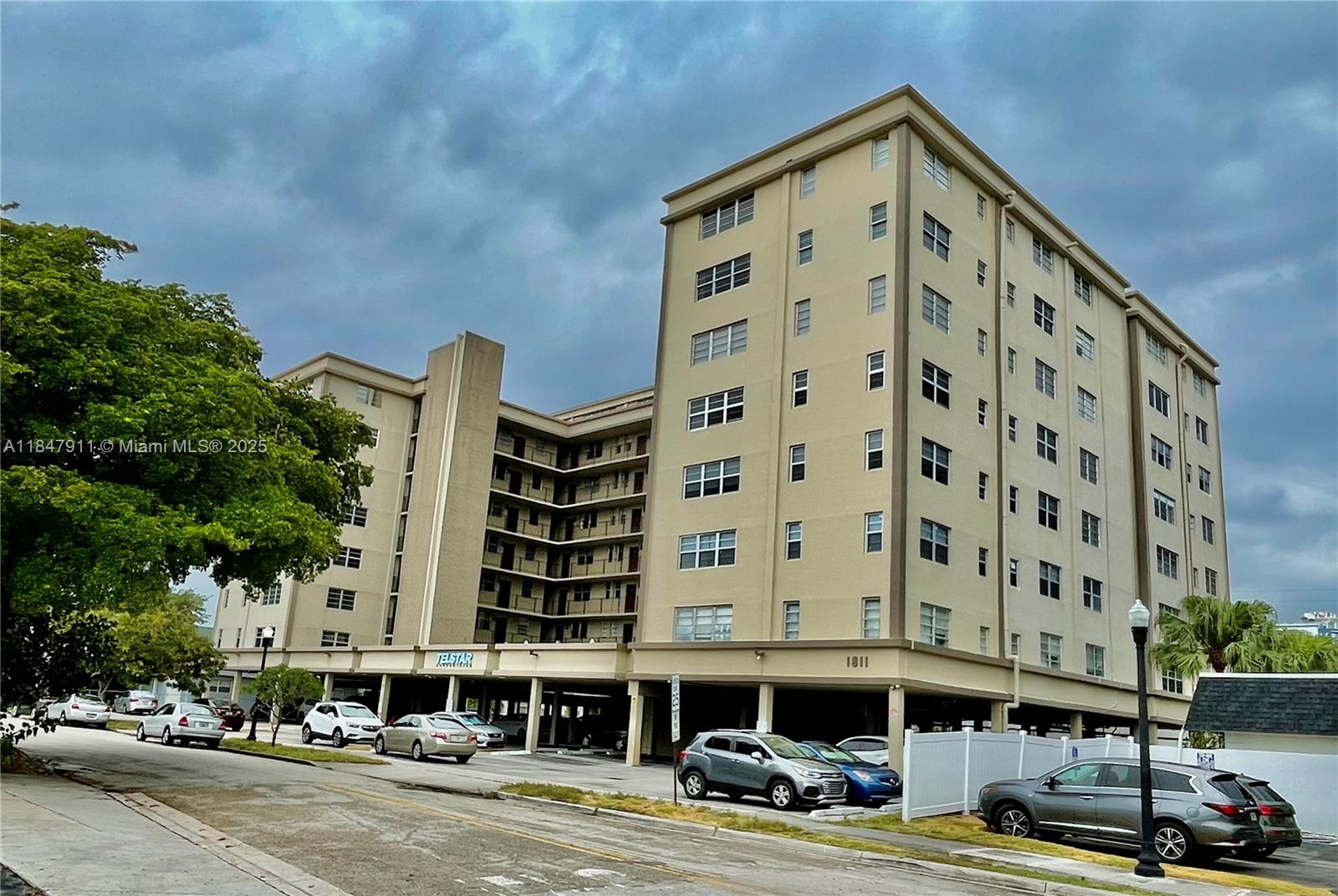 Welcome to your condo in the heart of Hollywood, Florida! INVESTORS WELCOME. This is a very spacious 1 bed, 1.5-bathroom unit. It is a corner unit with a covered parking space. Located just steps away from the Hollywood Young Circle, you'll have access to the best restaurants, shops, and entertainment that this bustling city has to offer. With the beach just a short drive away, you can enjoy the sun, sand, and surf whenever you please. Don't miss out on this incredible opportunity. Whether you're looking to rent out the unit for passive income or simply enjoy it as a vacation home, this condo has everything you need to make your real estate dreams a reality. No assessments. Passed 50 Year recertification.