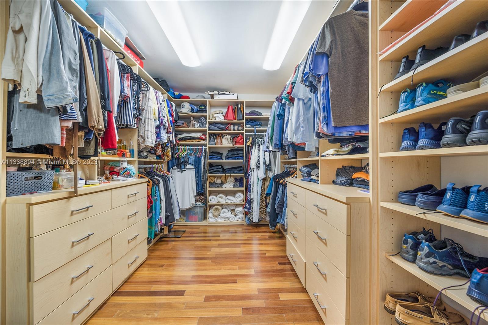 CAPE FLORIDA SUB SEC 3 - Residential