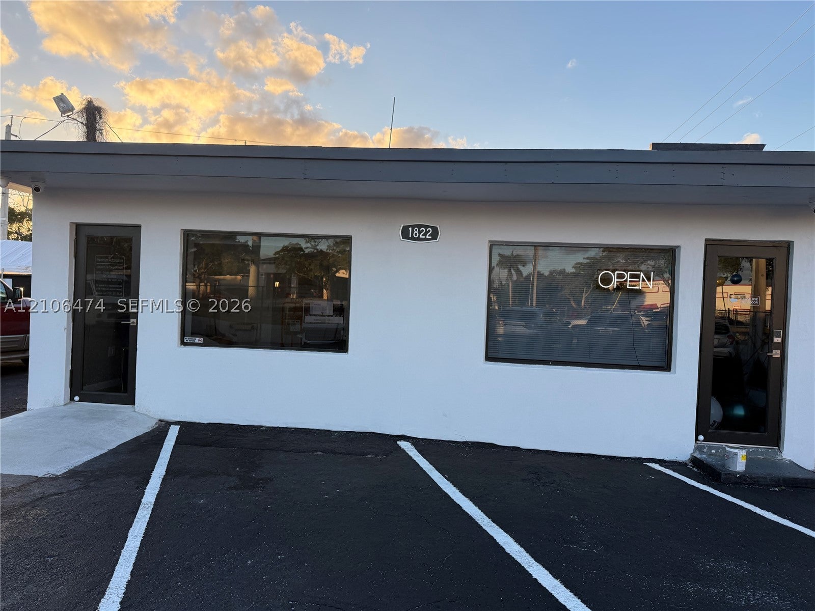 1822 N Dixie Hwy