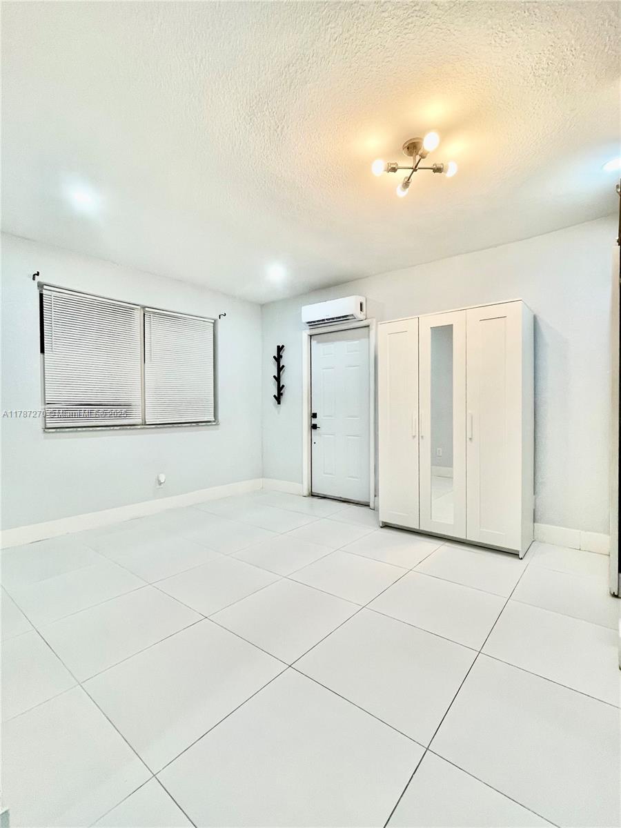 15915 NW 22nd Ave 1
