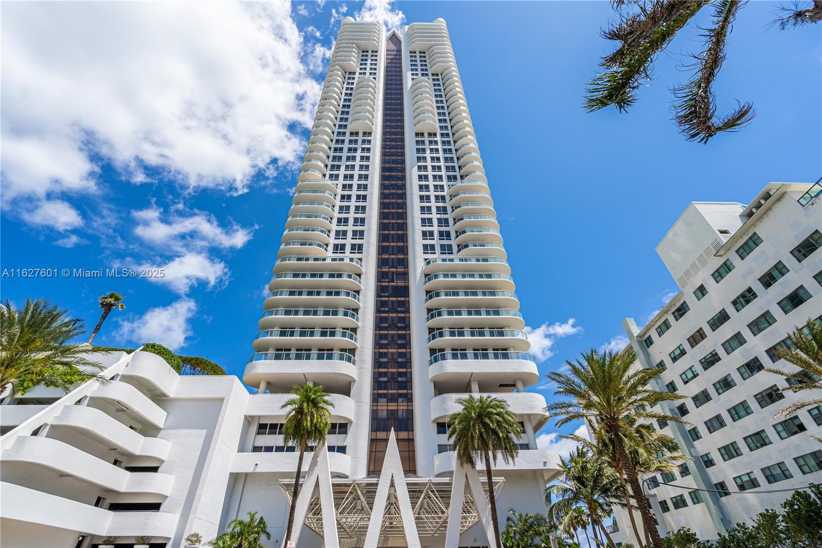 Property for Sale at 6365 Collins Ave 4408, Miami Beach, Miami-Dade County, Florida - Bedrooms: 2 
Bathrooms: 2  - $1,649,000