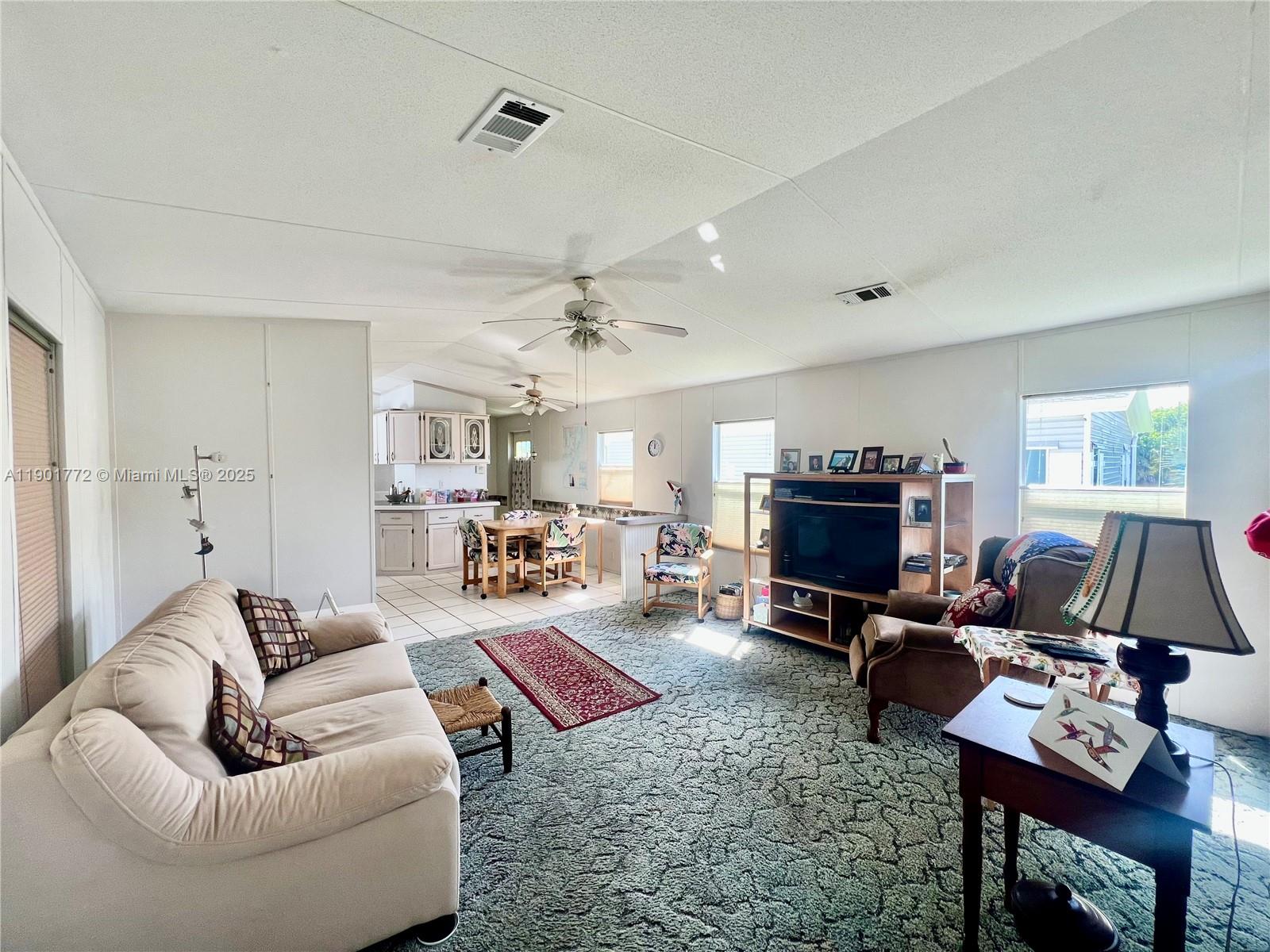 GATEWAY WEST CONDO - Residential