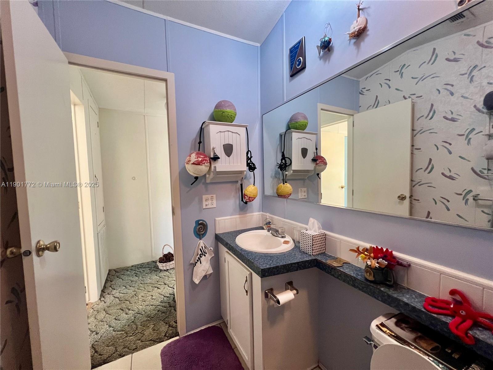 GATEWAY WEST CONDO - Residential