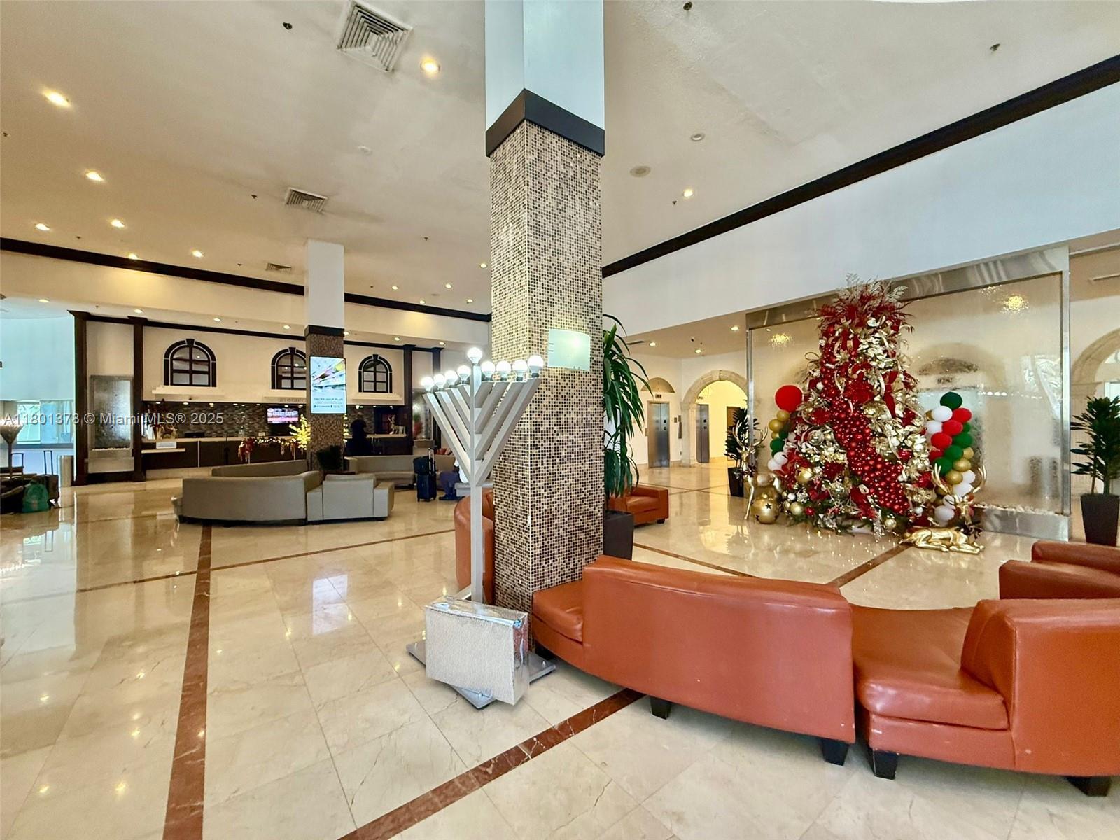 THE AVENTURA BEACH CLUB C - Residential