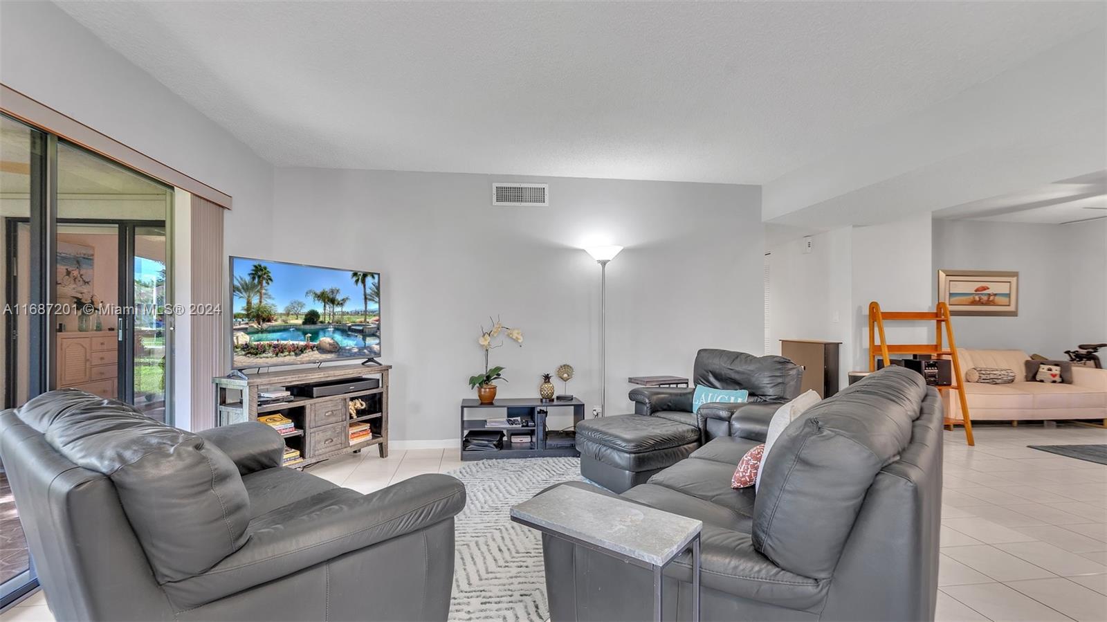PALM CHASE CONDO - Residential