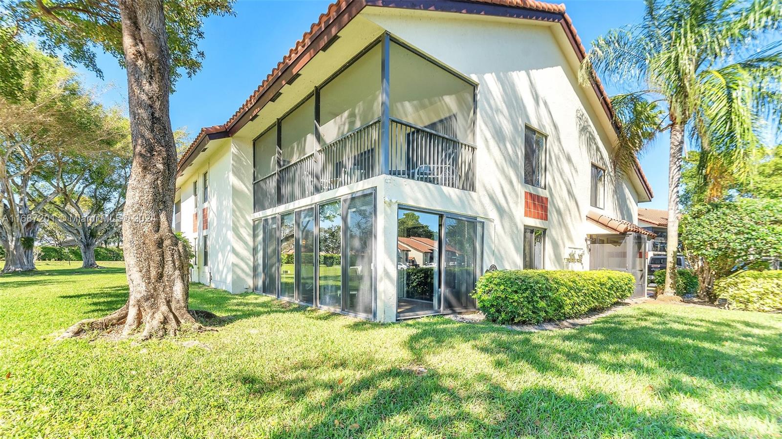 PALM CHASE CONDO - Residential