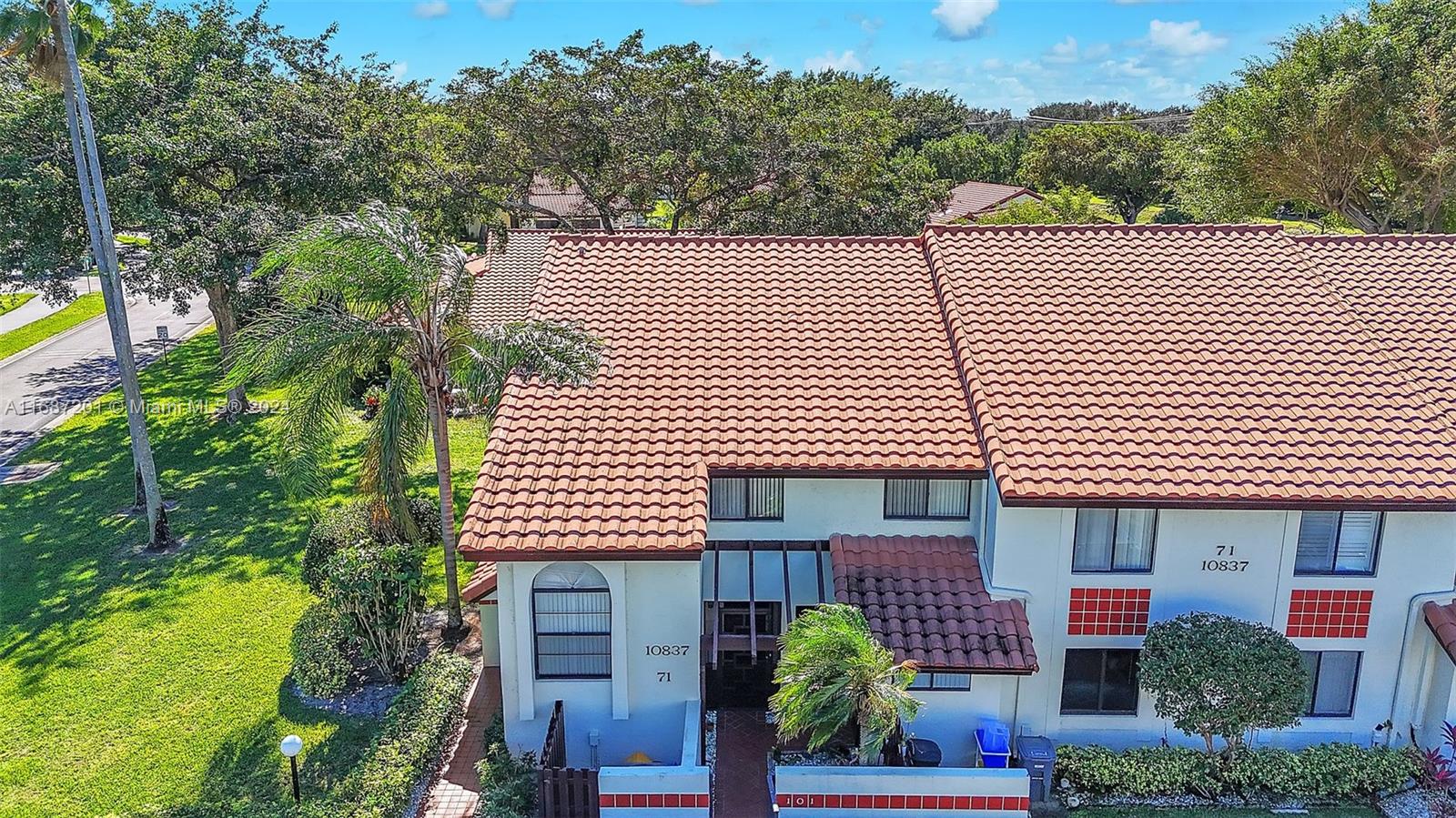 PALM CHASE CONDO - Residential