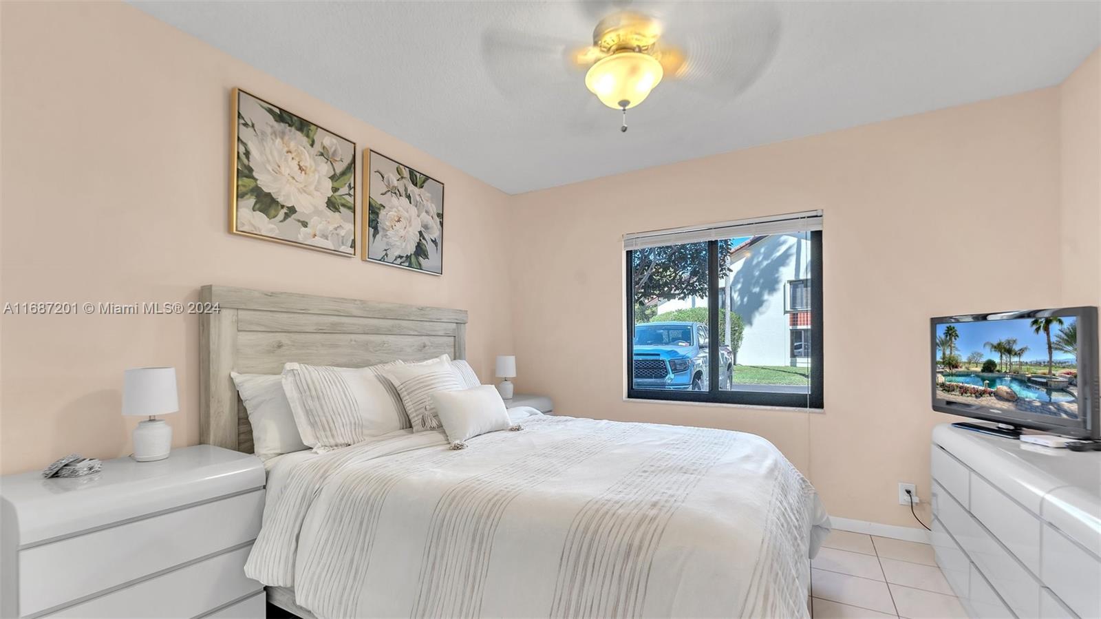 PALM CHASE CONDO - Residential