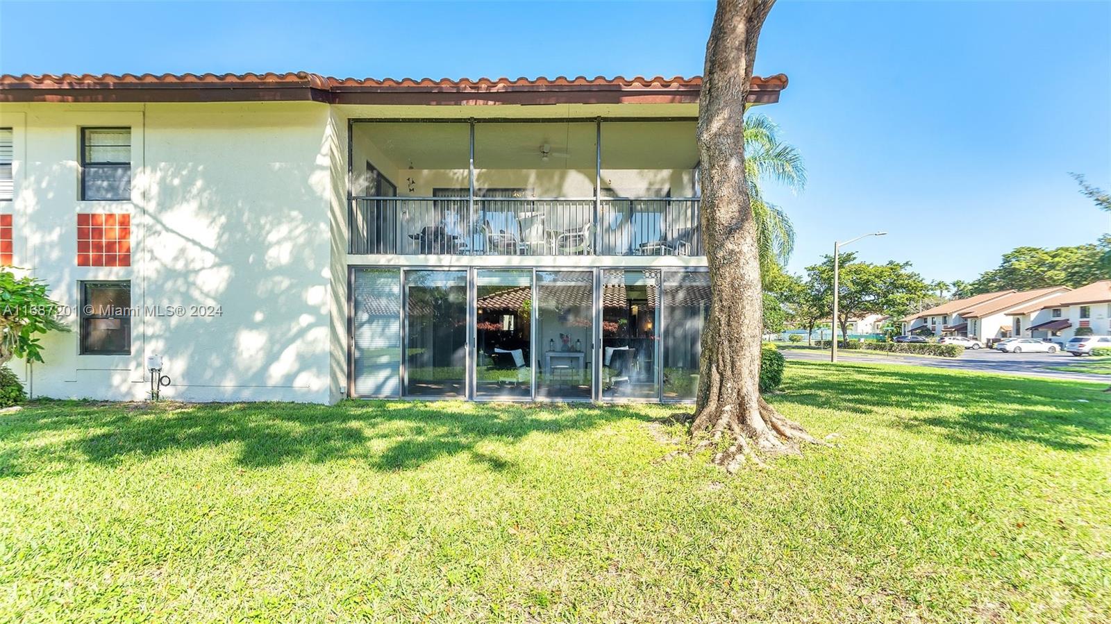 PALM CHASE CONDO - Residential