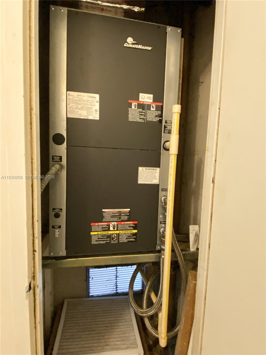 KENNEDY HOUSE CONDO - Residential