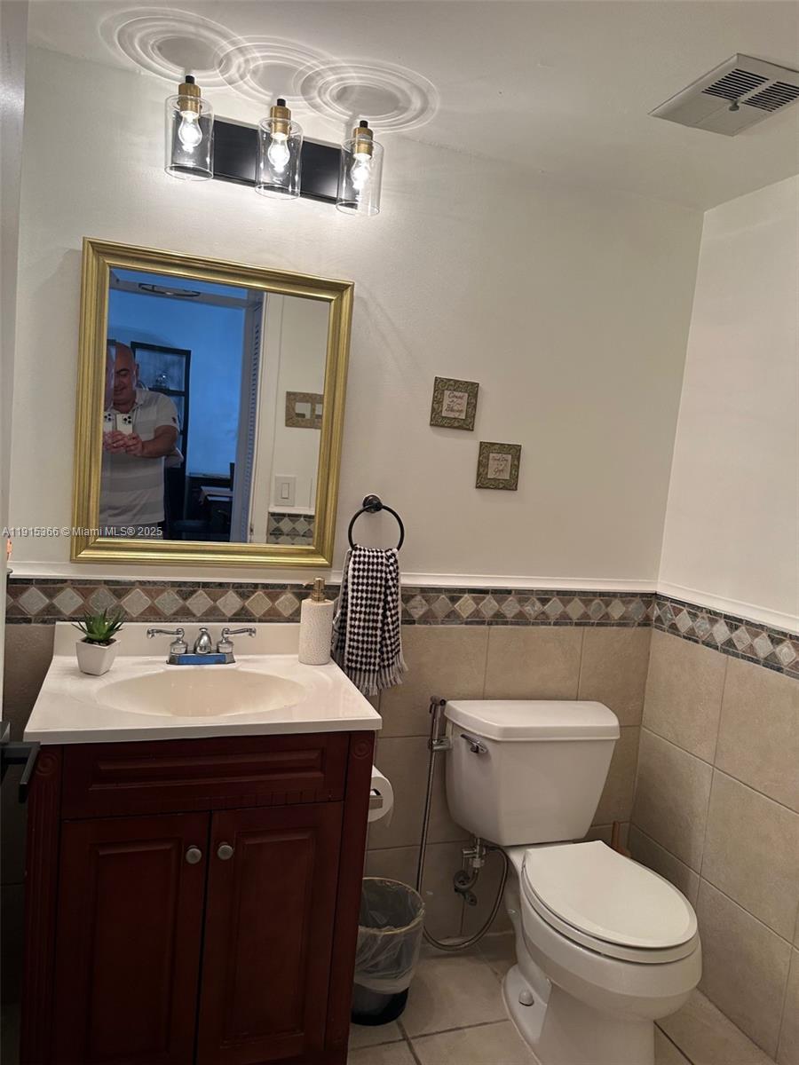 CALUSA POINT - Residential