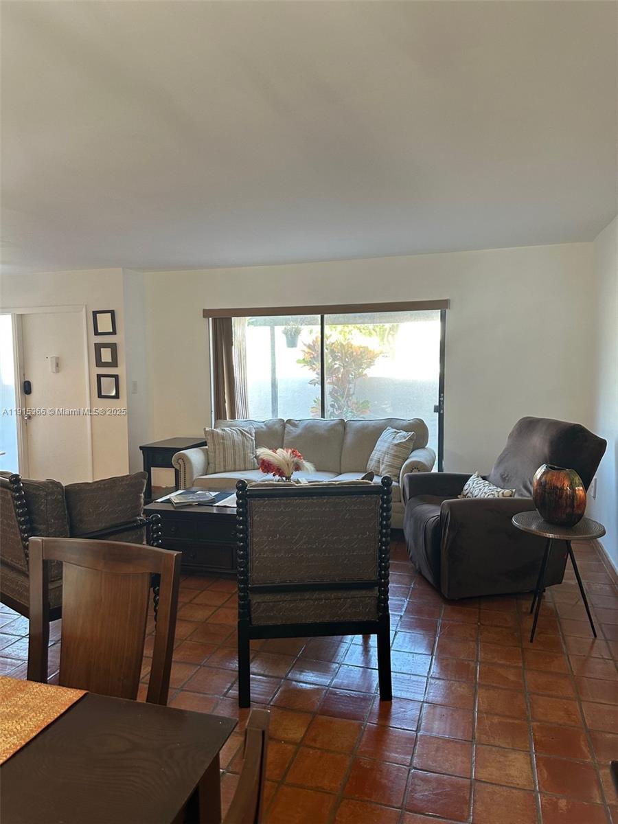 CALUSA POINT - Residential