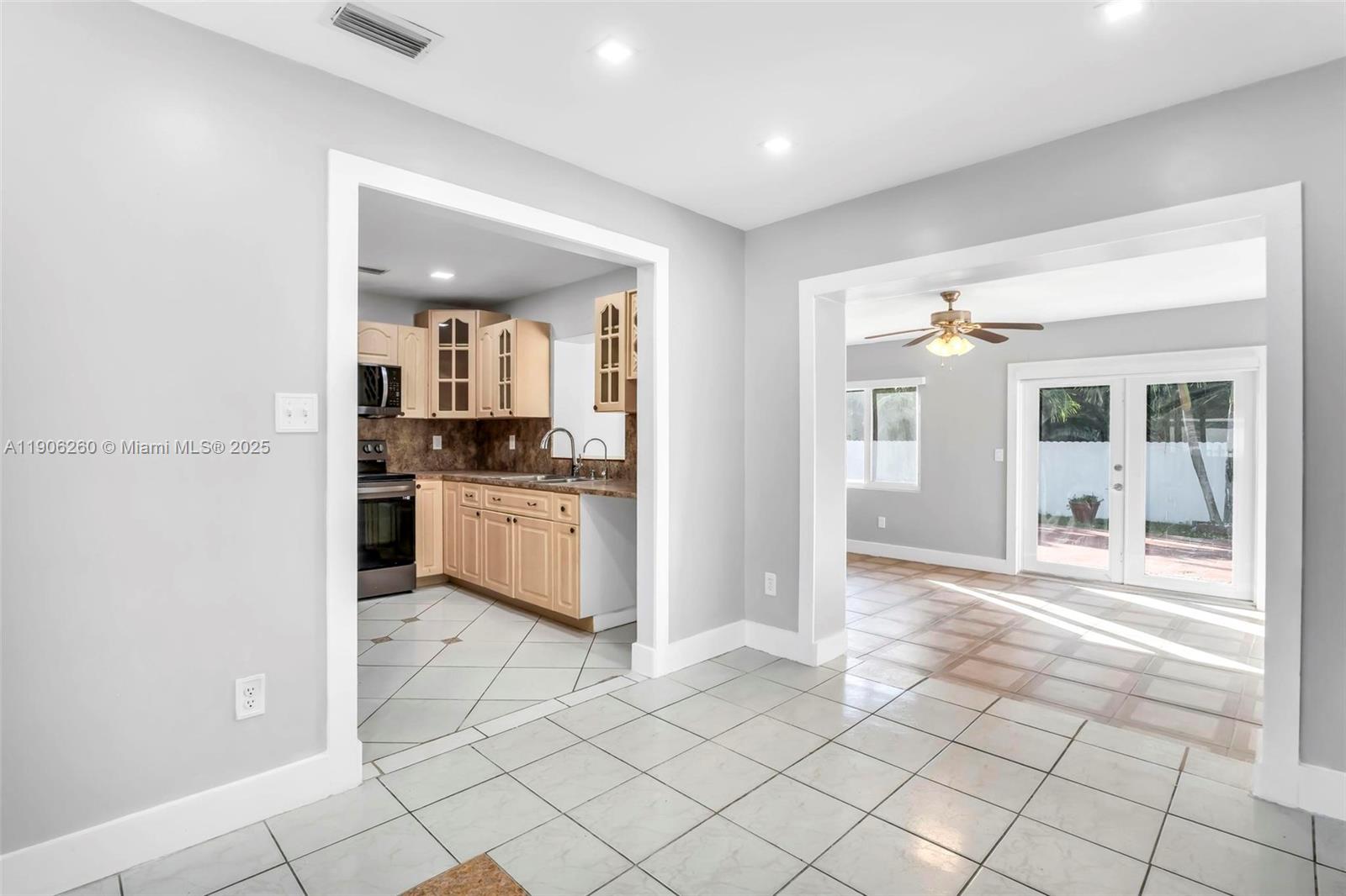 21ST CENTURY HOMES 4TH SEC - Residential