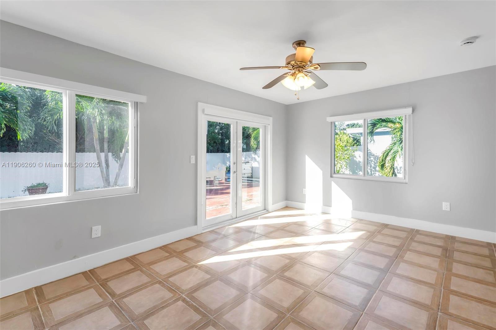 21ST CENTURY HOMES 4TH SEC - Residential