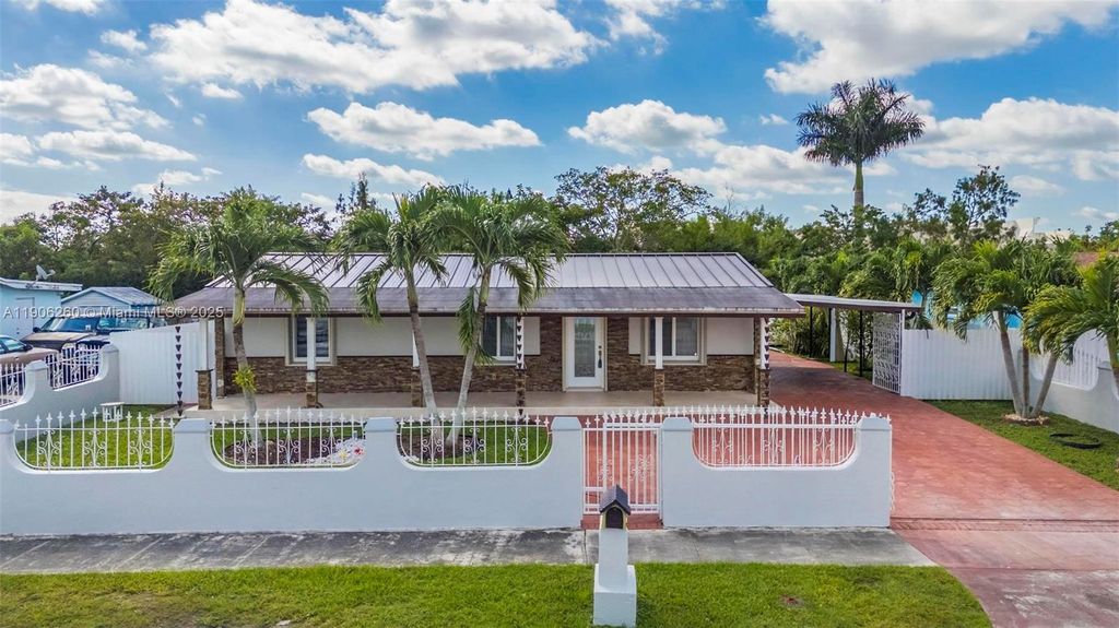 Photo of 15430 SW 308 St, Homestead, FL 33033 (MLS # A11906260)