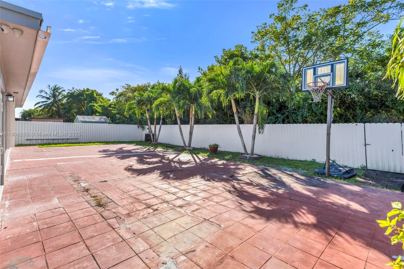 21ST CENTURY HOMES 4TH SEC - Residential