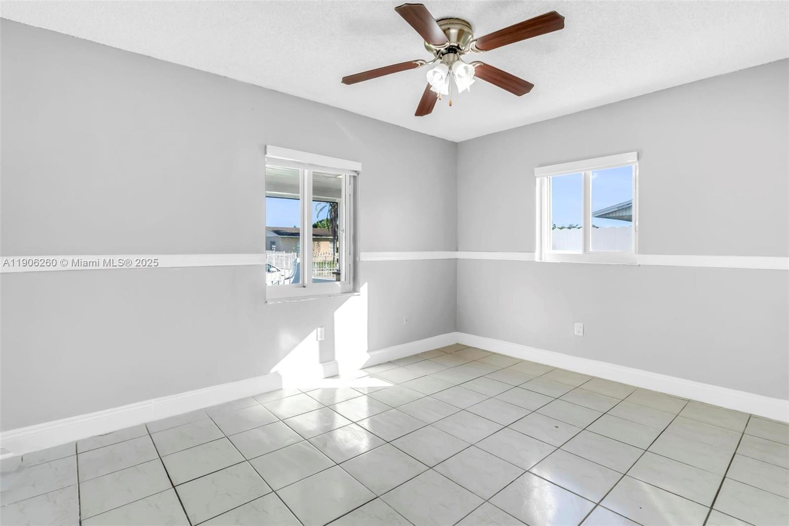 21ST CENTURY HOMES 4TH SEC - Residential