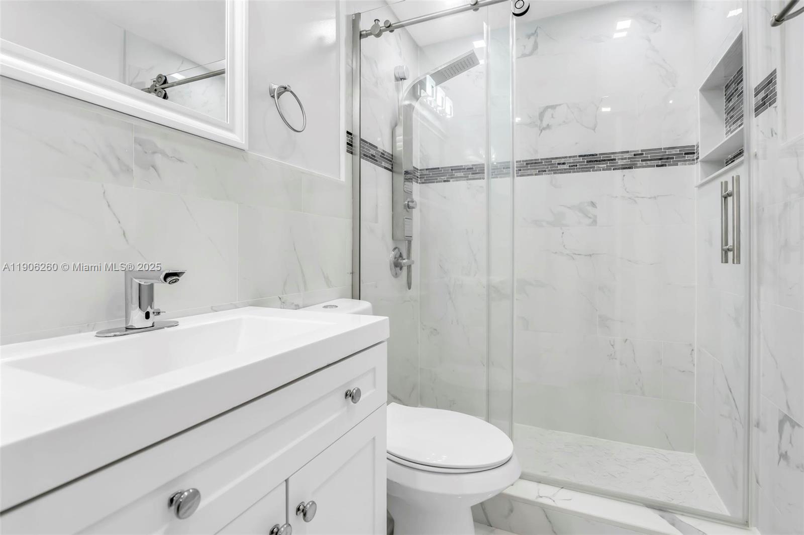 21ST CENTURY HOMES 4TH SEC - Residential