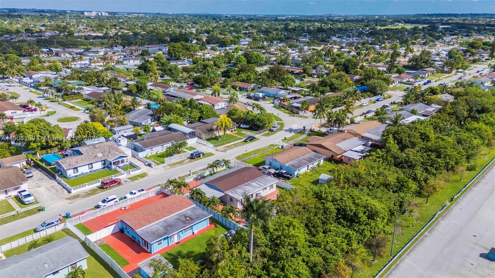 21ST CENTURY HOMES 4TH SEC - Residential