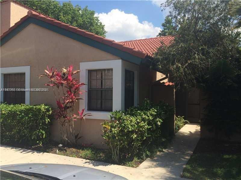 Cour at Jacaranda - Residential