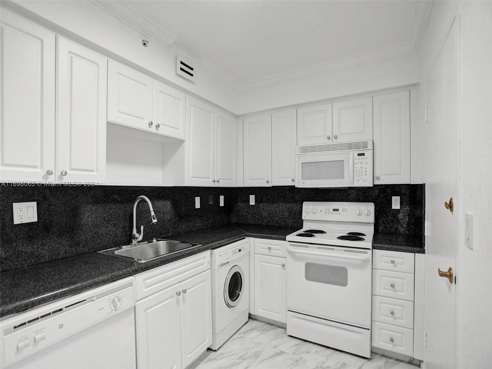 WAVE CONDO - Residential