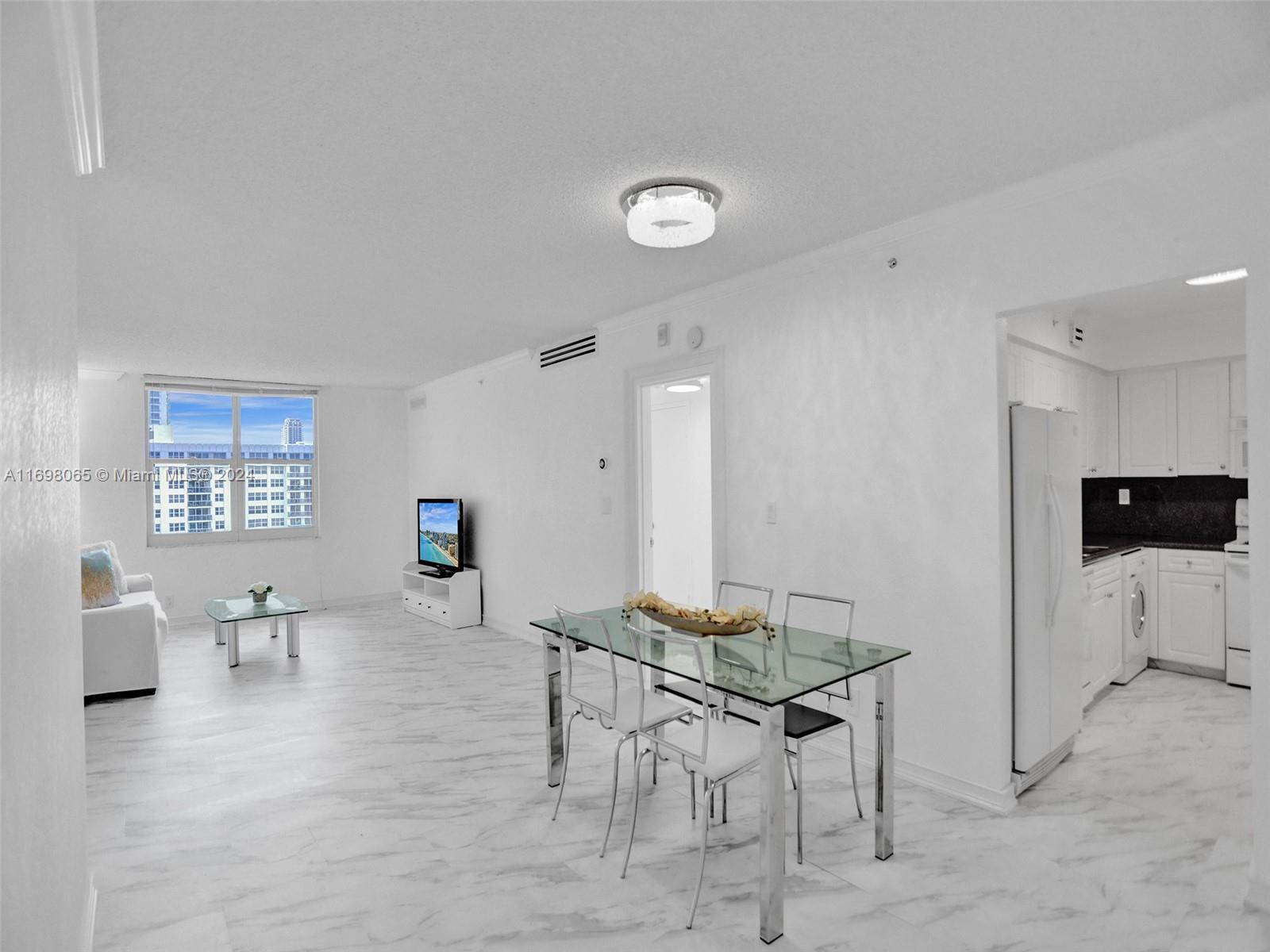 WAVE CONDO - Residential