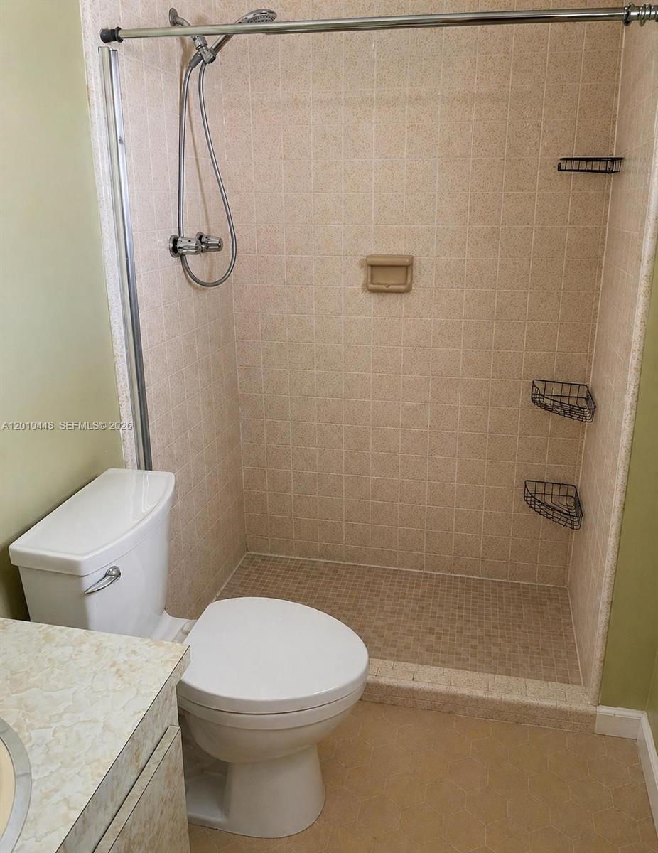 NORTH LAKE WORTH - Residential