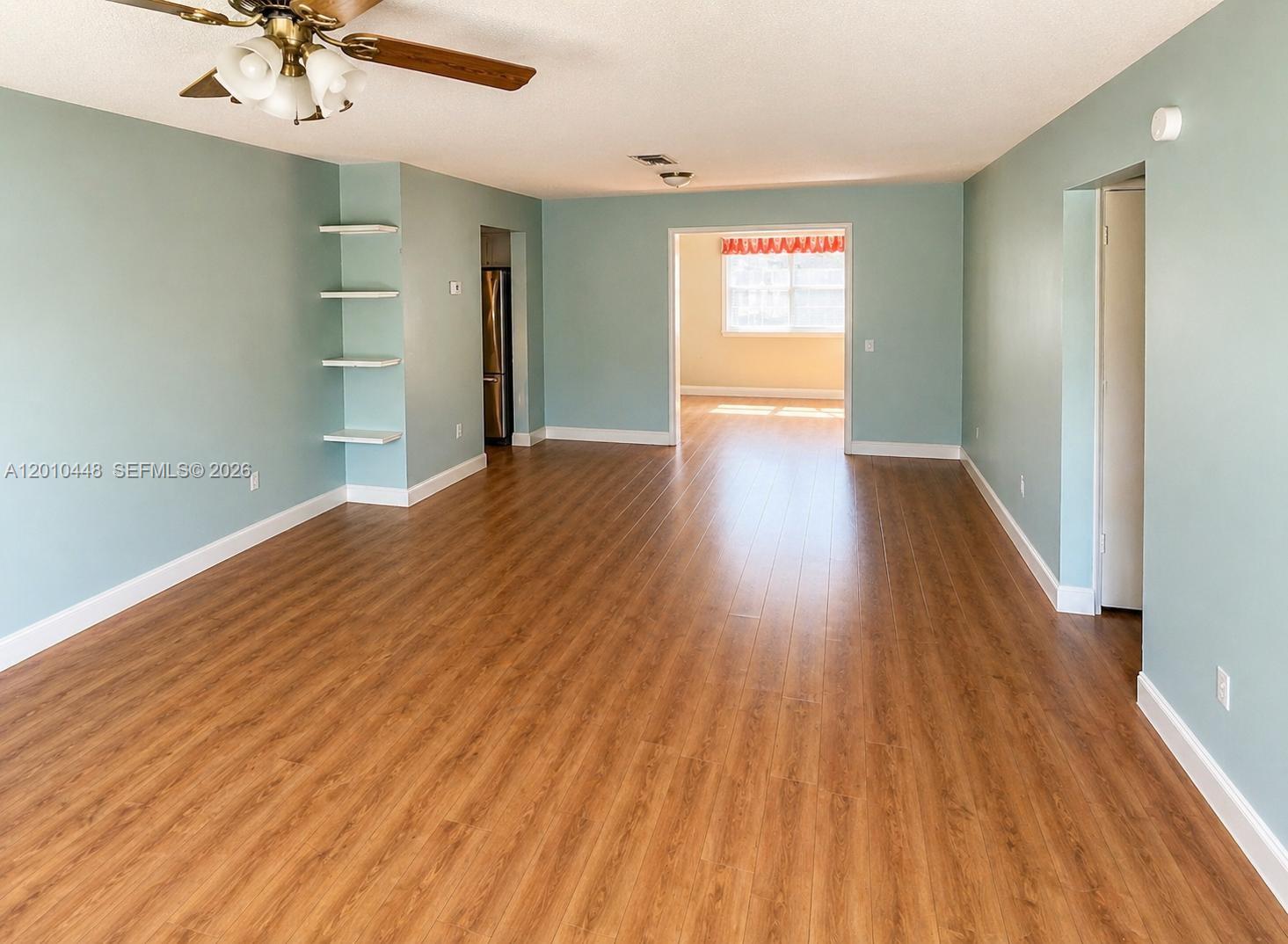 NORTH LAKE WORTH - Residential
