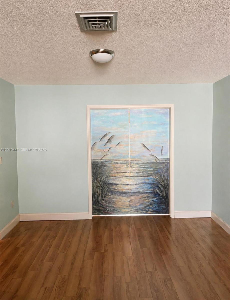 NORTH LAKE WORTH - Residential