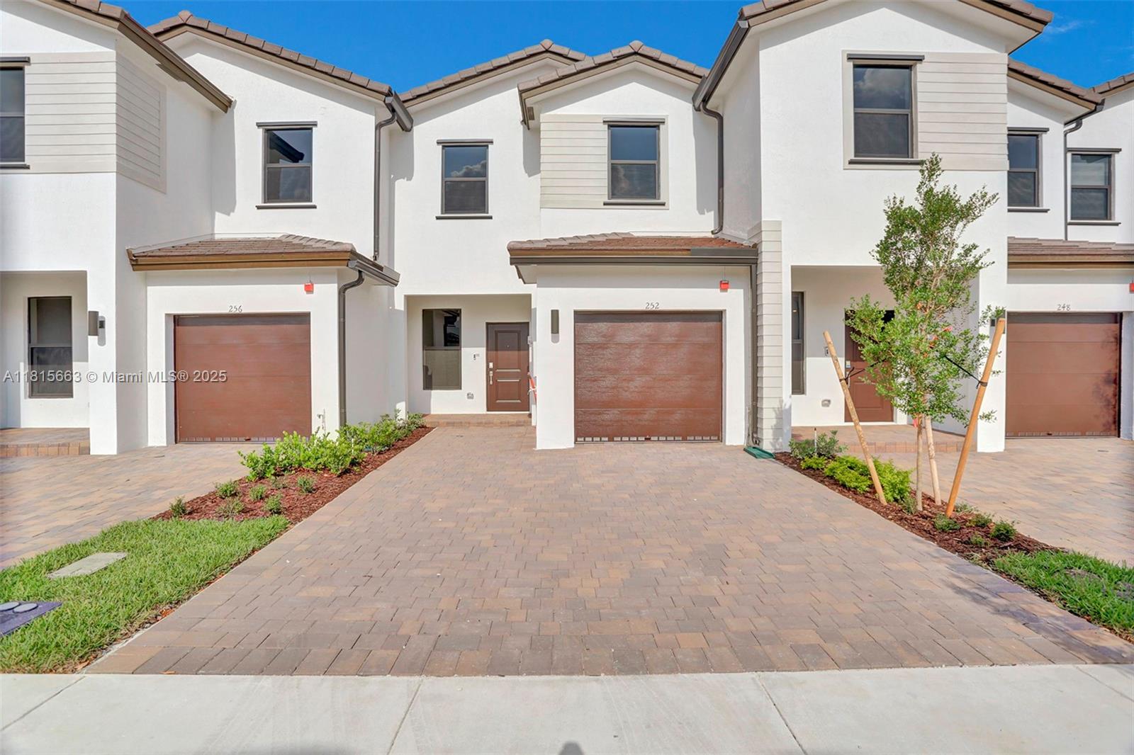 252 SW 159th Ter 252